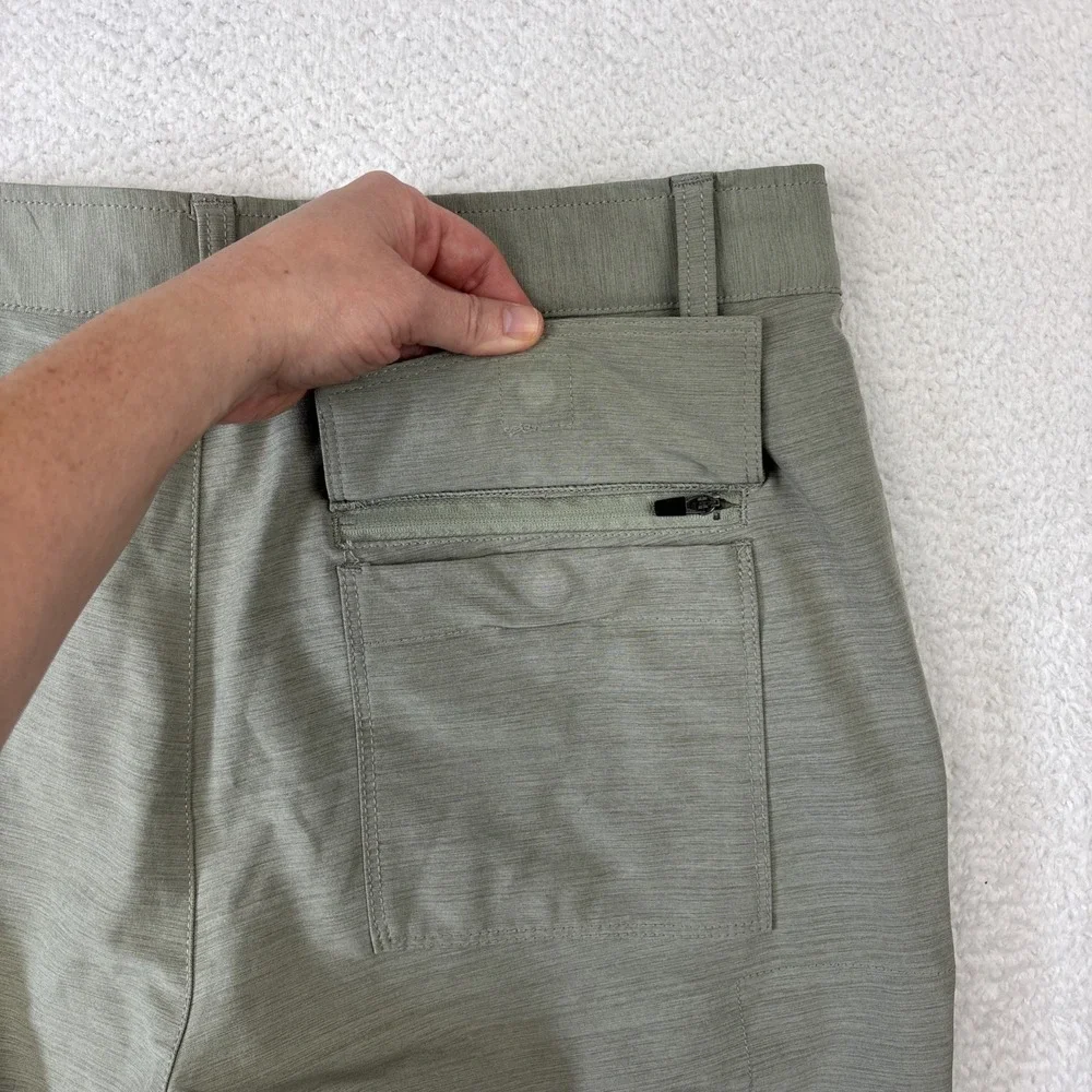 BYLT 'Kinetic Shorts' Mens Large Green 9